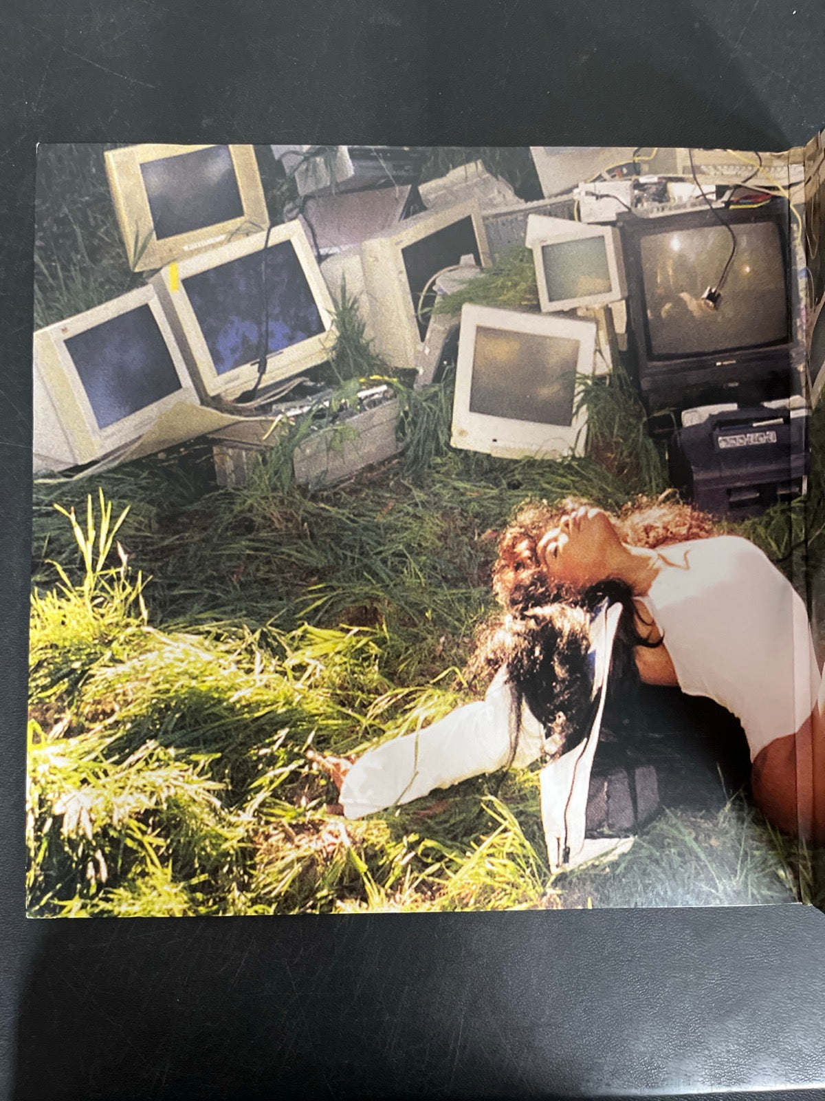 MISC_1 - SZA - Ctrl LE Translucent Green Vinyl USED NOT TESTED