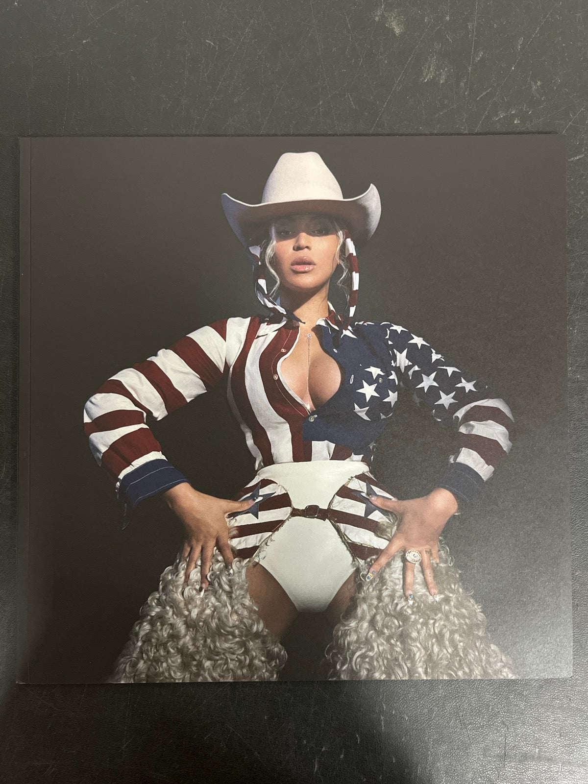 MISC_1 - Beyoncé - Cowboy Carter LE Vinyl USED NOT TESTED