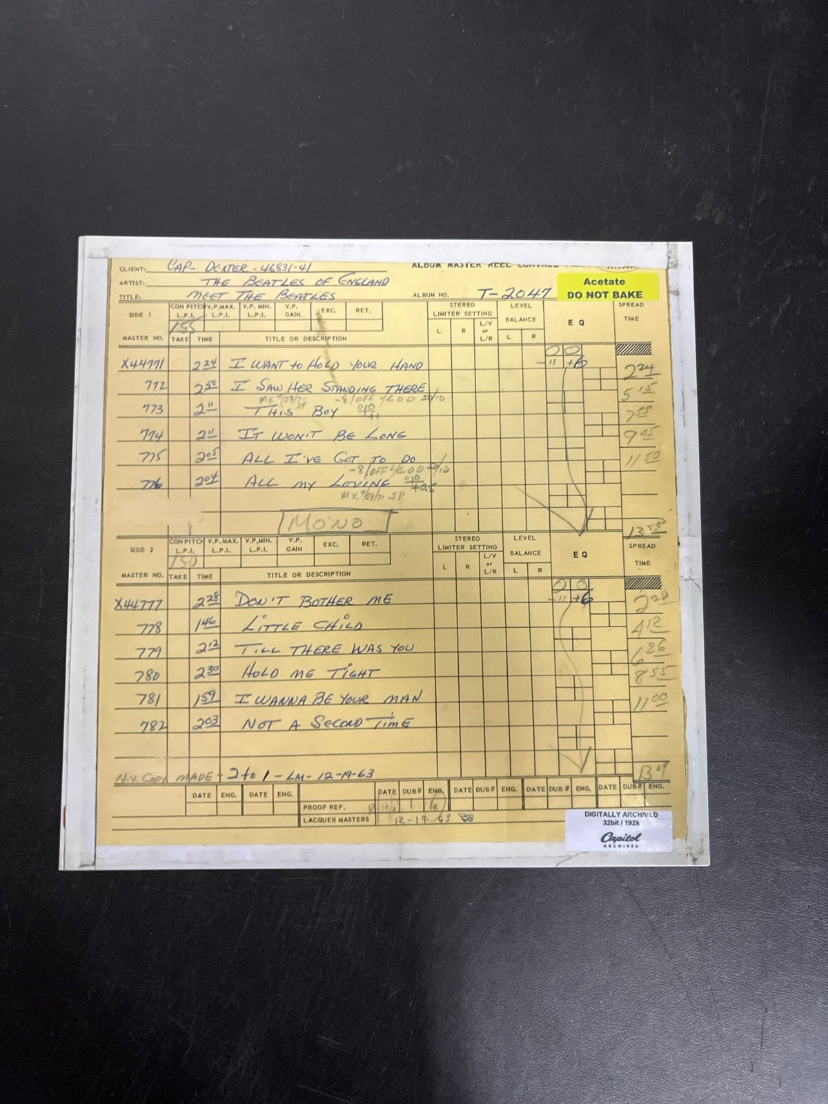 MISC_1 - The Beatles - Meet The Beatles! 180gm Blue Vinyl USED NOT TESTED