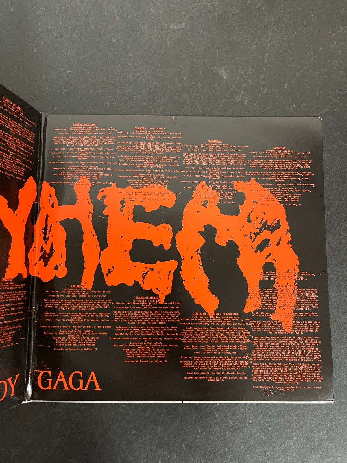 MISC_2 - Lady Gaga - MAYHEM LE Yellow Etched Vinyl USED NOT TESTED