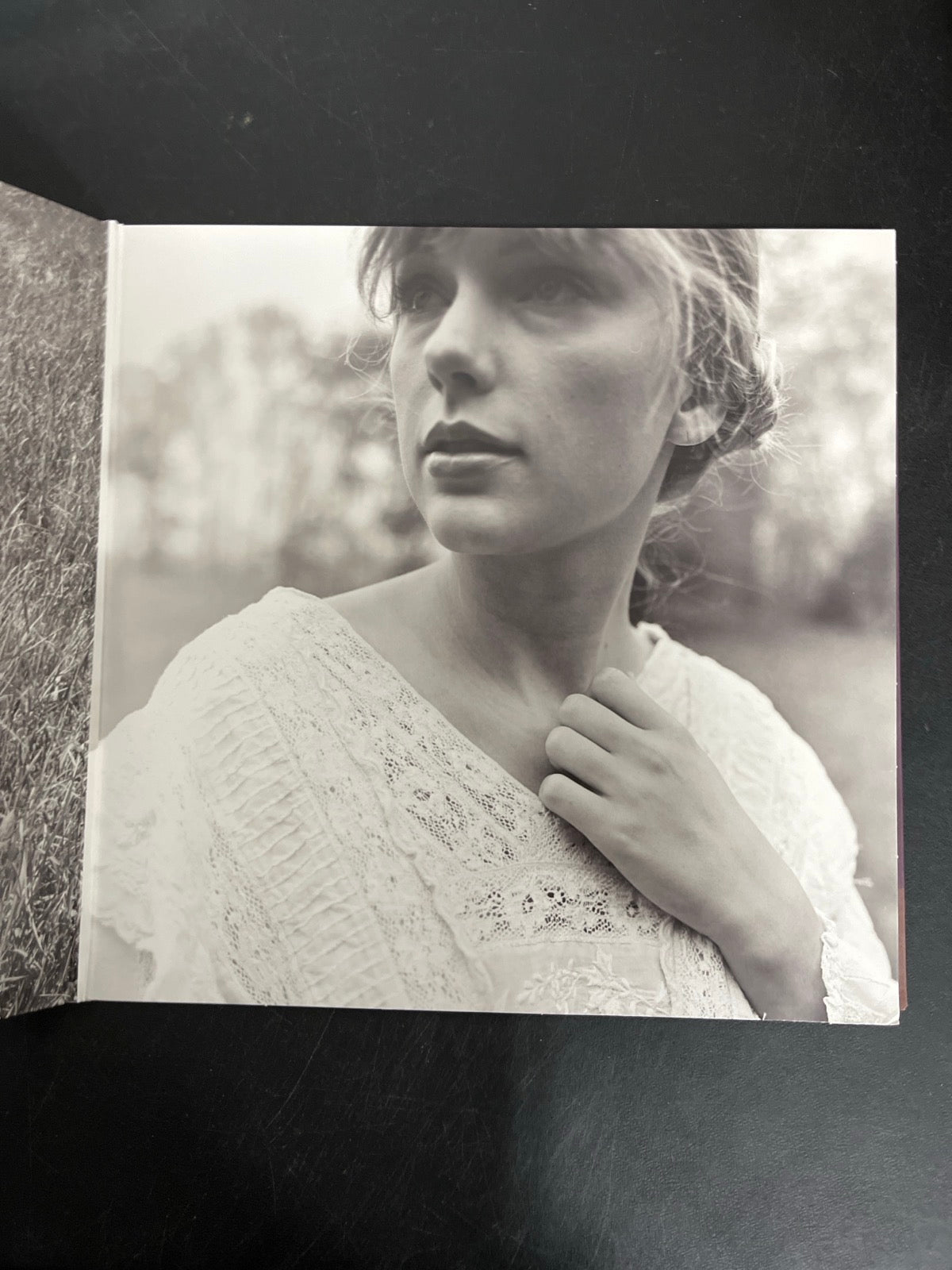 MISC_2 - Taylor Swift - Folklore LE Red Etched Vinyl USED NOT TESTED