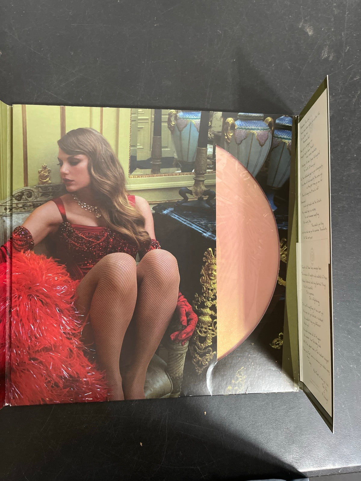 MISC_2 - Taylor Swift - The Life of a ... LE 180gm Pink Yellow Vinyl USED NOT TESTED