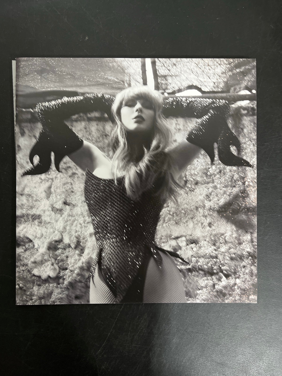 SLEEVE_1B - Taylor Swift - The Life of a ... LE 180gm Pink Yellow Vinyl USED NOT TESTED