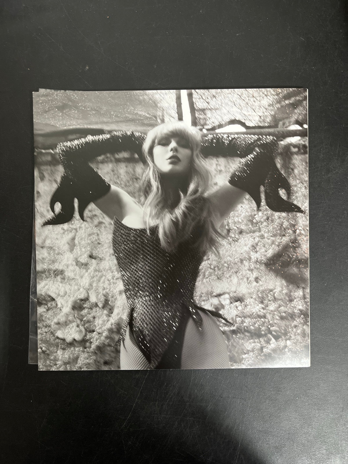 SLEEVE_1B - Taylor Swift - The Life of a ... LE 180gm Pink Yellow Vinyl USED NOT TESTED