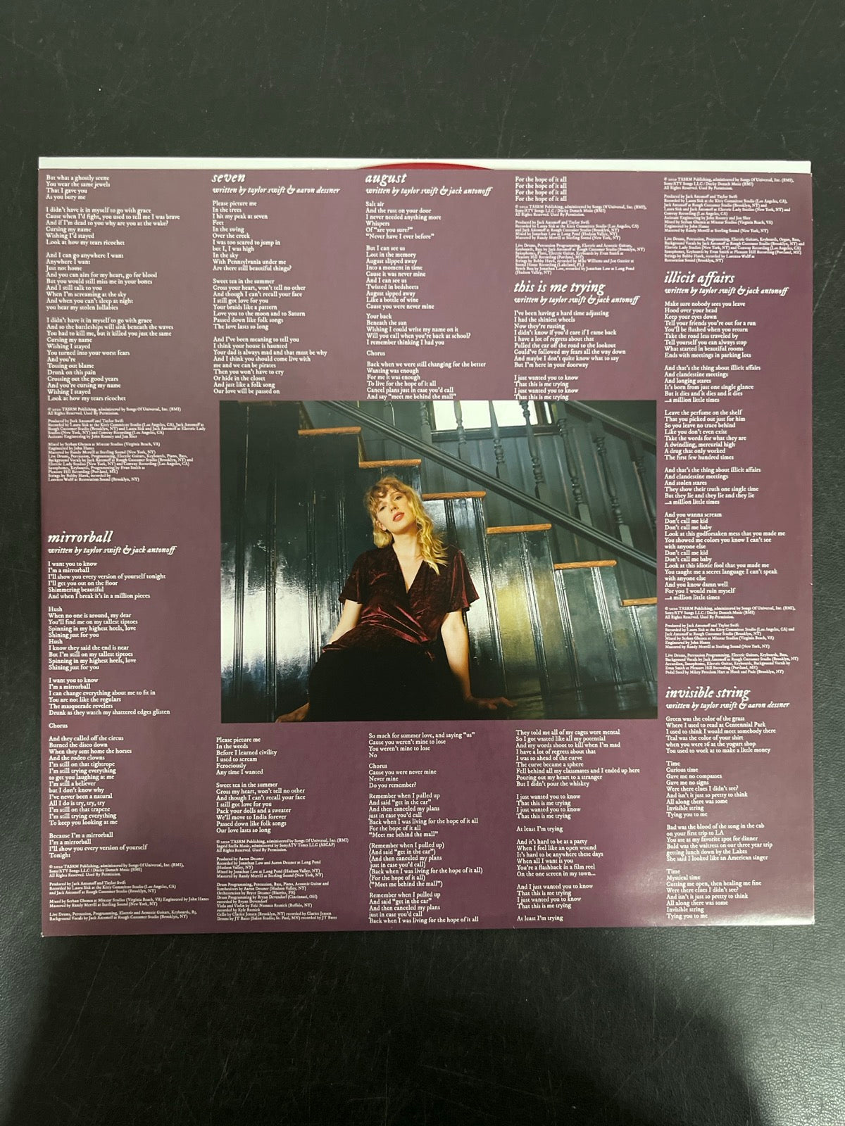 SLEEVE_1B - Taylor Swift - Folklore LE Red Etched Vinyl USED NOT TESTED