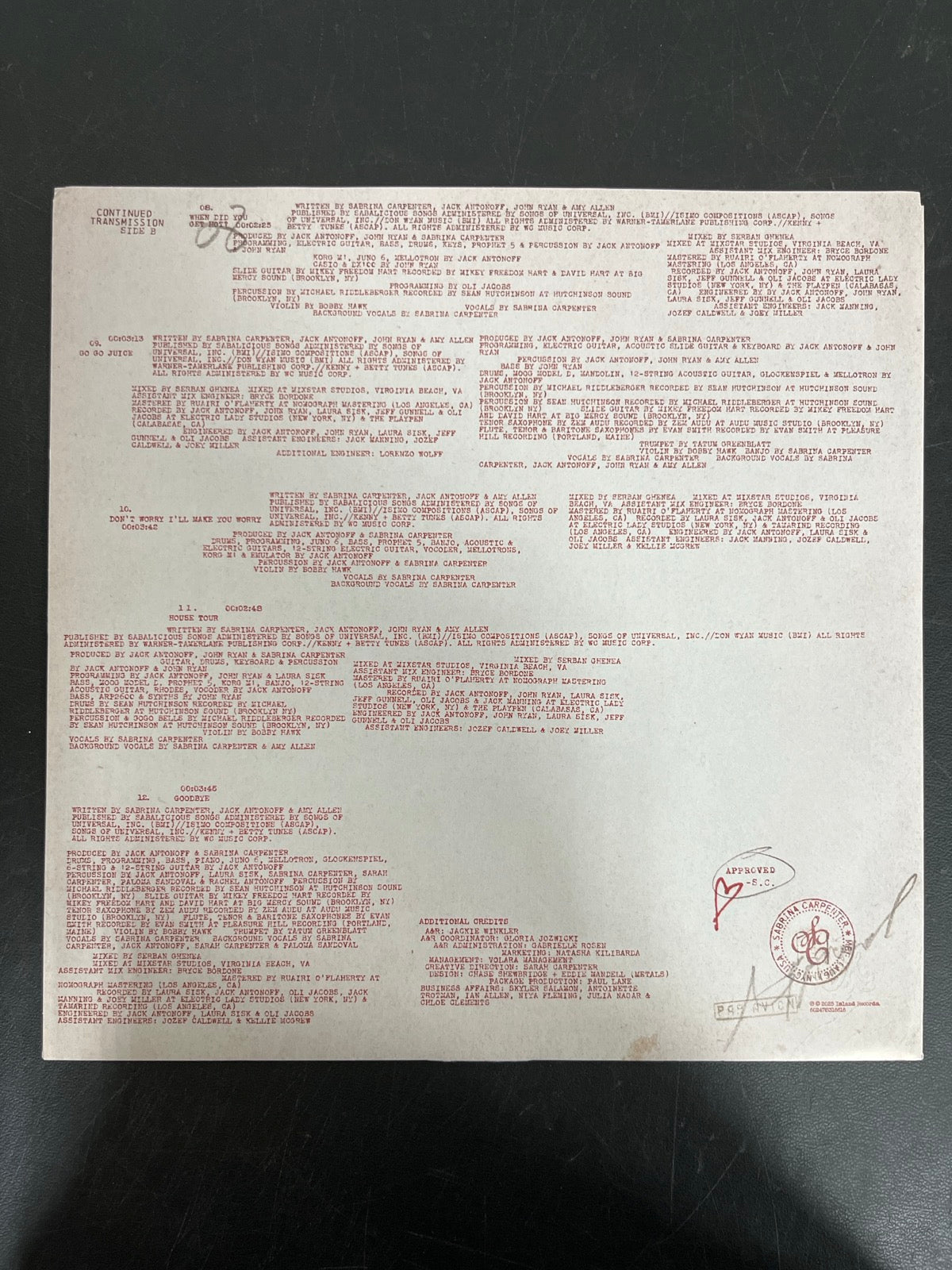 SLEEVE_1B - Sabrina Carpenter - Man's Best Friend LE White Vinyl USED NOT TESTED