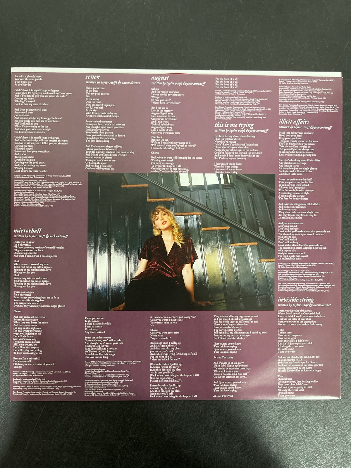 SLEEVE_1B - Taylor Swift - Folklore LE Red Etched Vinyl USED NOT TESTED