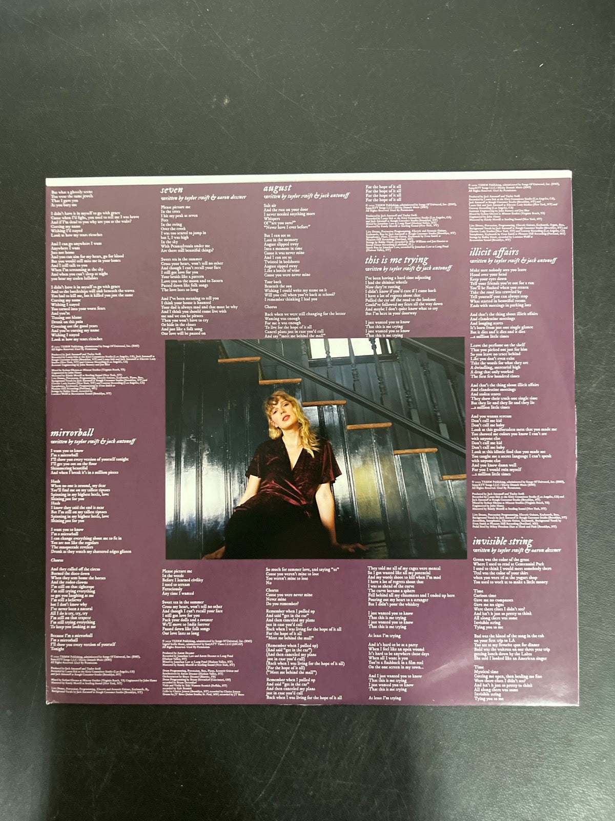 SLEEVE_1B - Taylor Swift - Folklore LE Red Etched Vinyl USED NOT TESTED