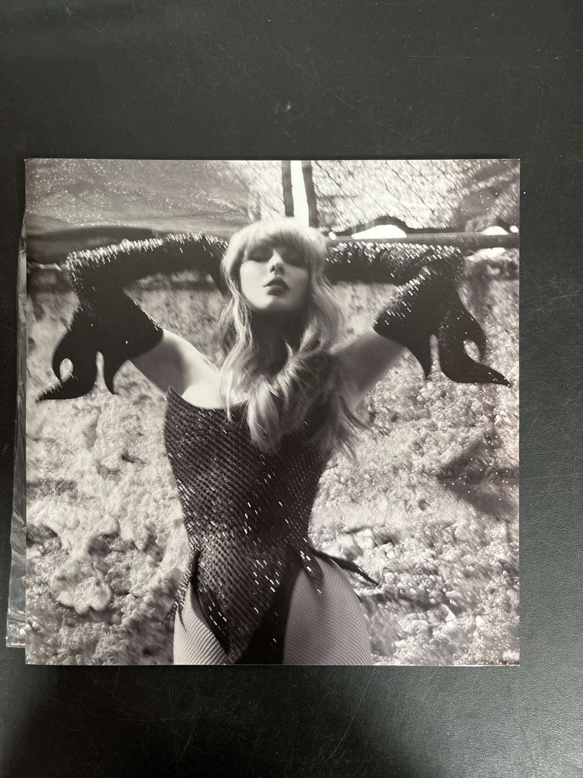 SLEEVE_1B - Taylor Swift - The Life of a ... LE 180gm Pink Yellow Vinyl USED NOT TESTED
