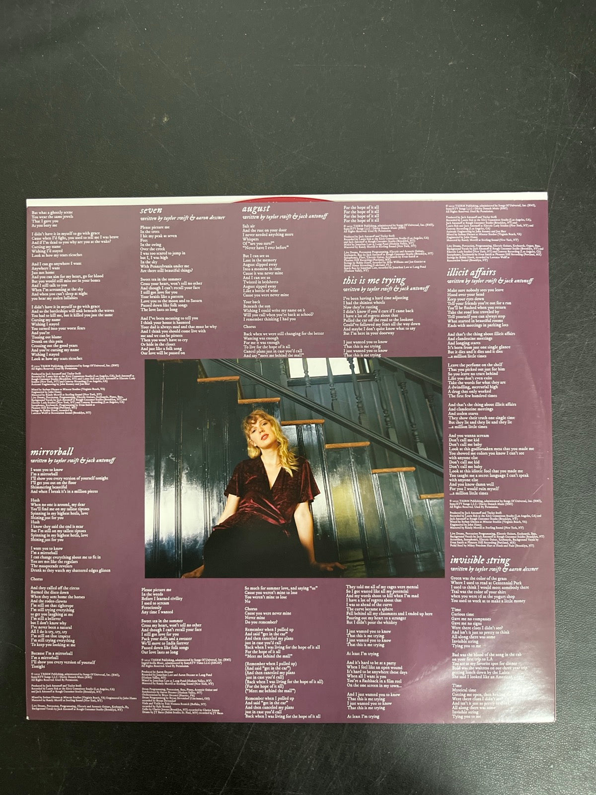 SLEEVE_1B - Taylor Swift - Folklore LE Red Etched Vinyl USED NOT TESTED
