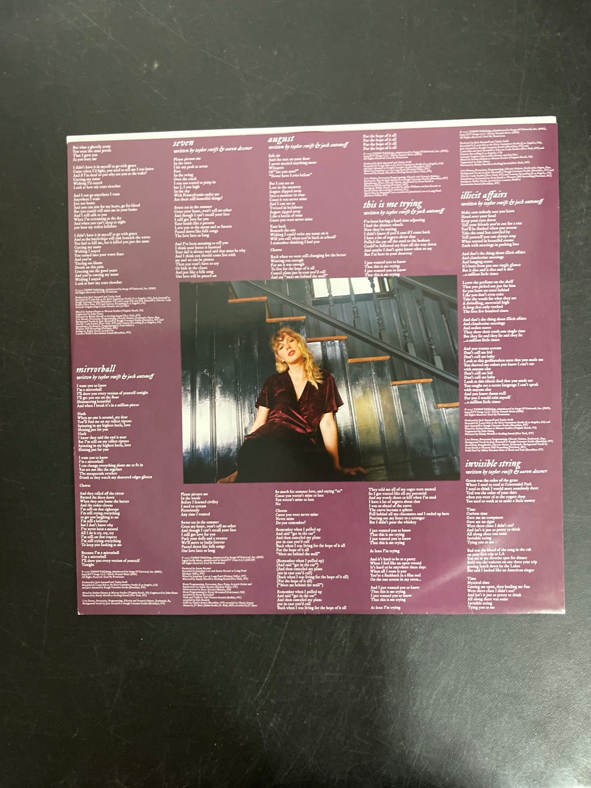 SLEEVE_1B - Taylor Swift - Folklore LE Red Etched Vinyl USED NOT TESTED