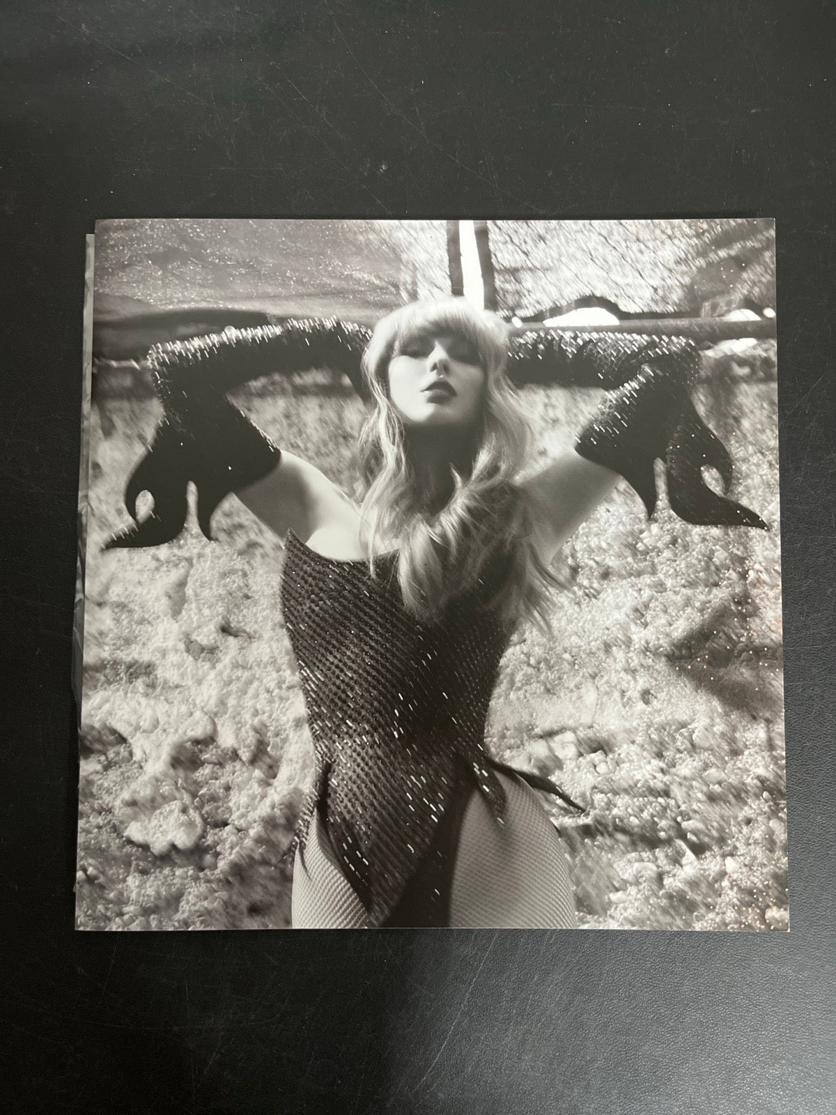 SLEEVE_1B - Taylor Swift - The Life of a ... LE 180gm Pink Yellow Vinyl USED NOT TESTED
