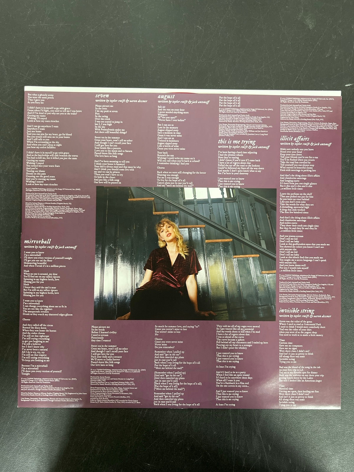 SLEEVE_1B - Taylor Swift - Folklore LE Red Etched Vinyl USED NOT TESTED