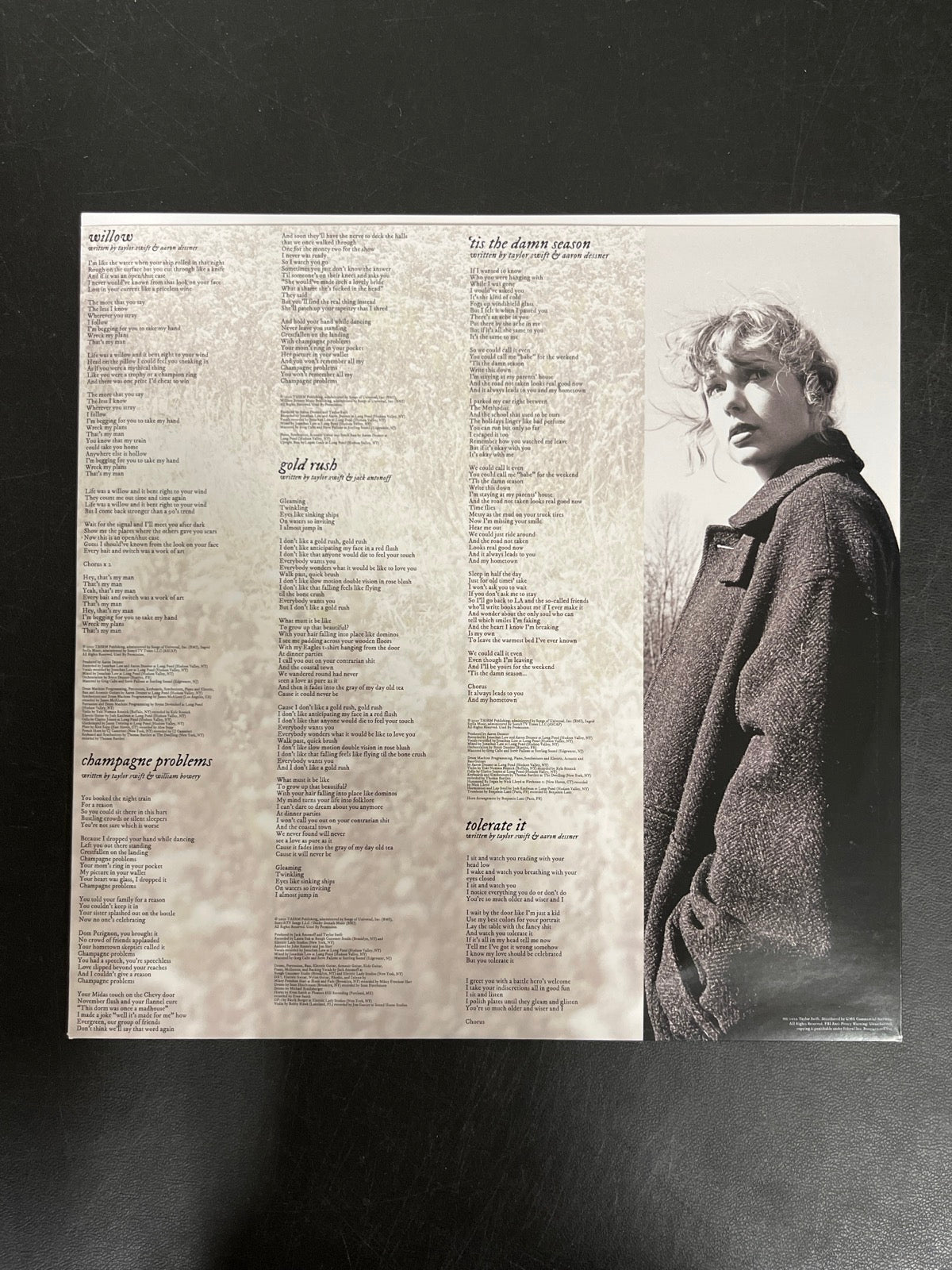 SLEEVE_1B - Taylor Swift - Evermore LE Translucent Red Etched Vinyl USED NOT TESTED