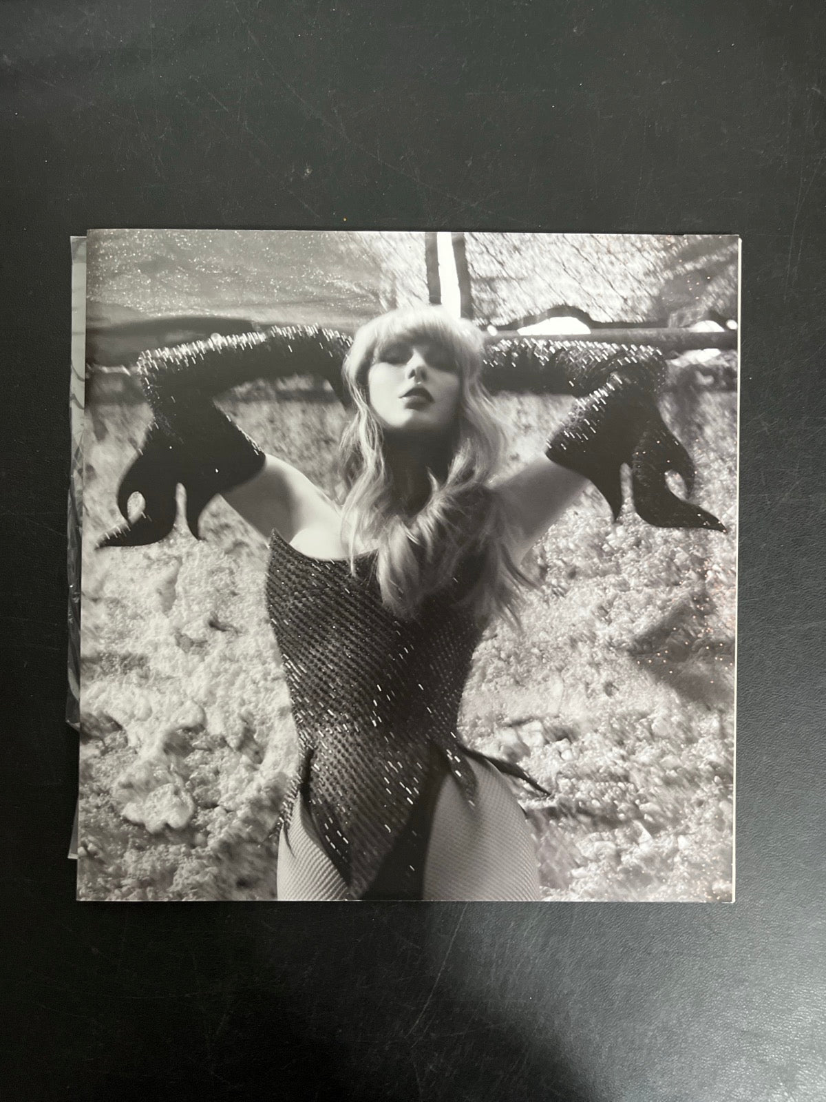 SLEEVE_1B - Taylor Swift - The Life of a ... LE 180gm Pink Yellow Vinyl USED NOT TESTED