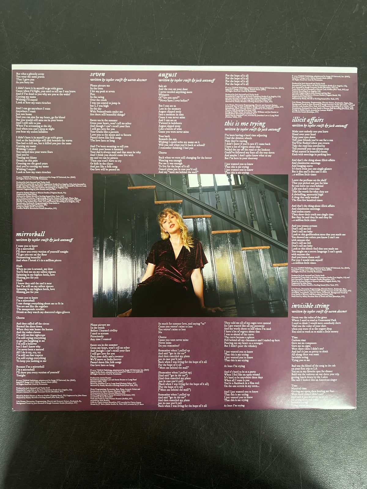 SLEEVE_1B - Taylor Swift - Folklore LE Red Etched Vinyl USED NOT TESTED