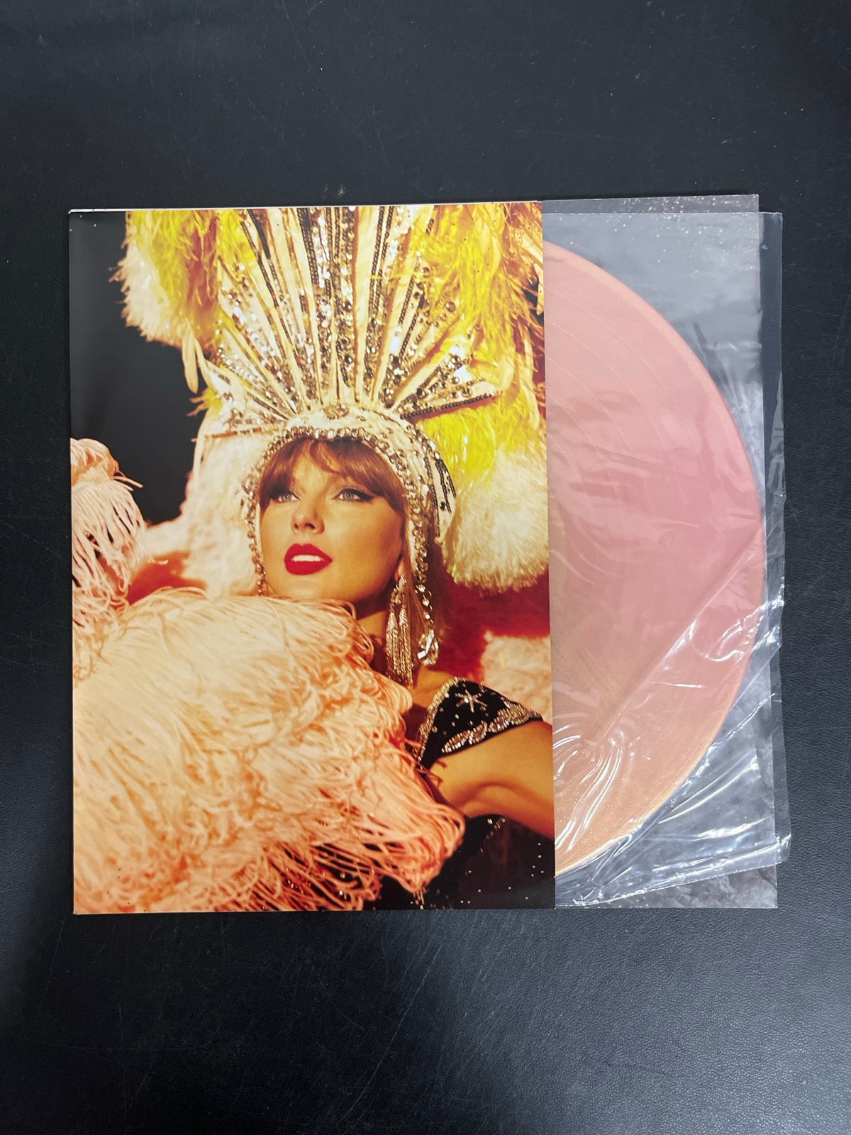 SLEEVE_1F - Taylor Swift - The Life of a ... LE 180gm Pink Yellow Vinyl USED NOT TESTED