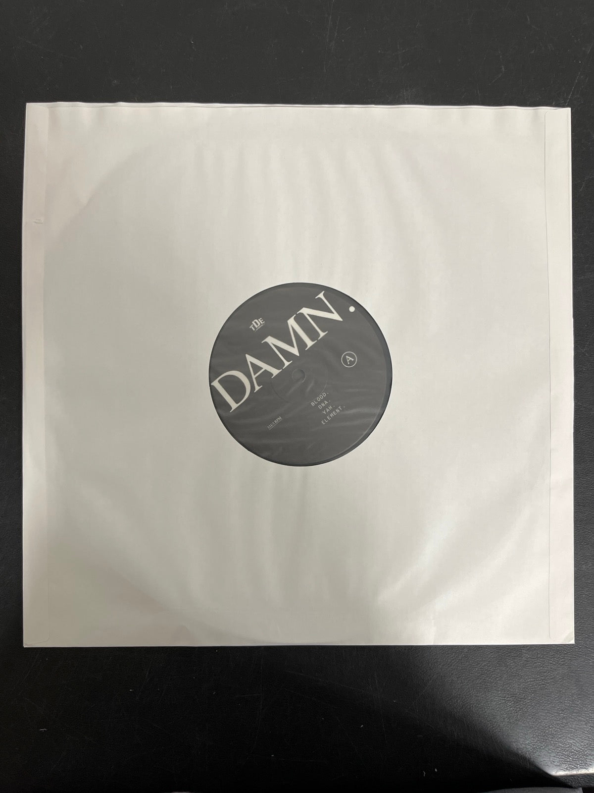 SLEEVE_1F - Kendrick Lamar - DAMN. LE 180gm Green Vinyl USED NOT TESTED