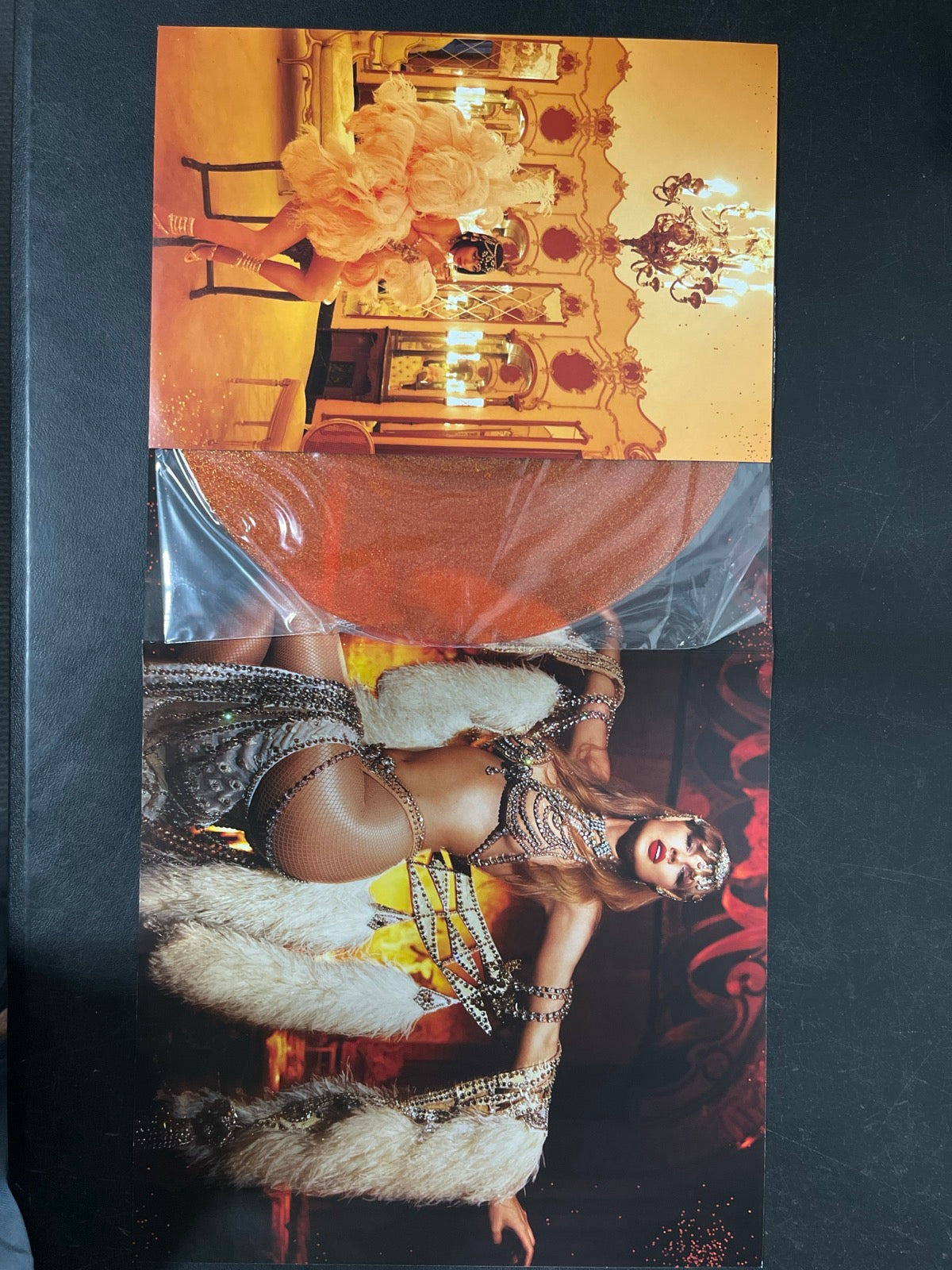 SLEEVE_1F - Taylor Swift - The Life Of A... LE Orange Glitter Vinyl USED NOT TESTED