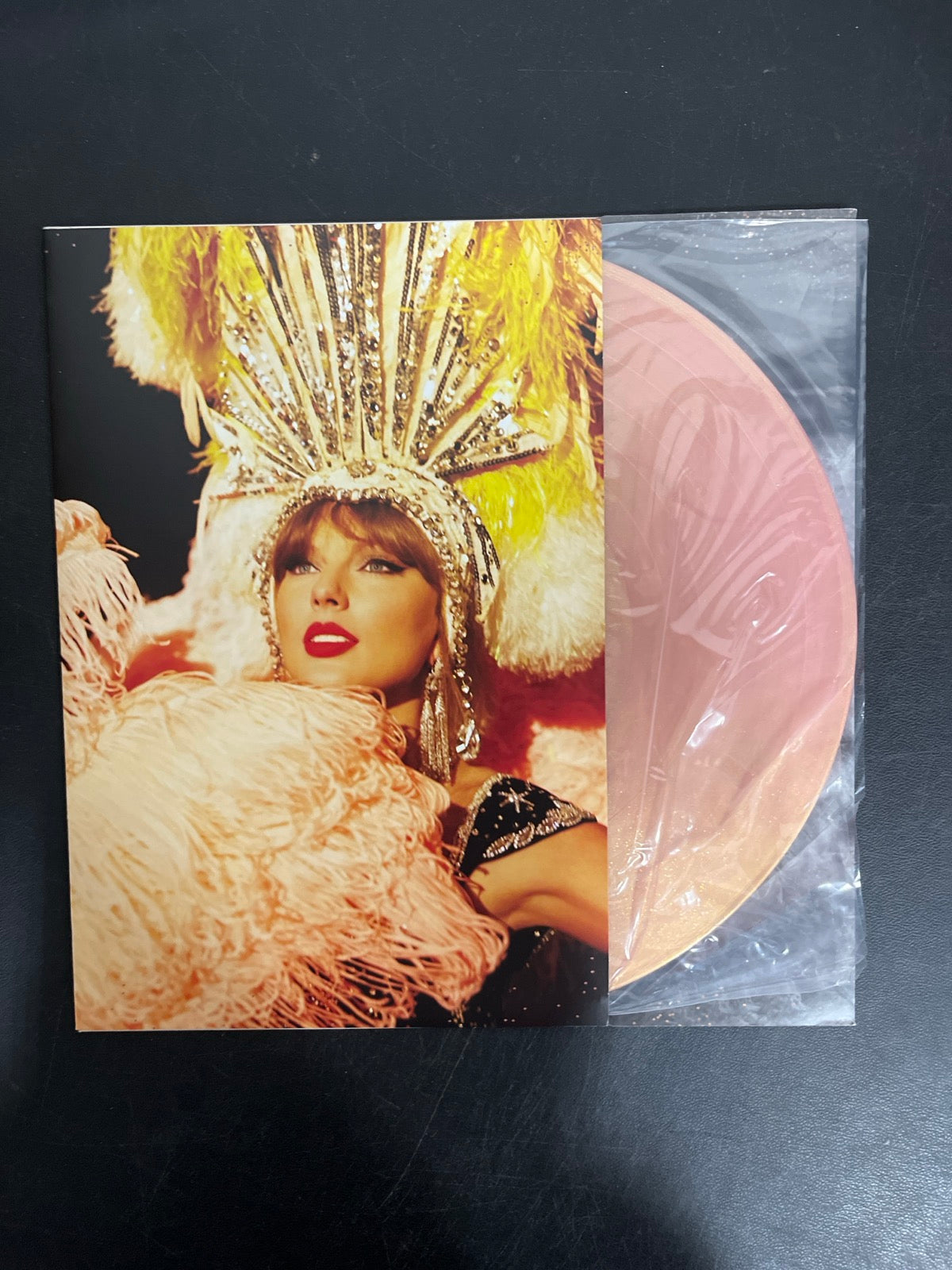SLEEVE_1F - Taylor Swift - The Life of a ... LE 180gm Pink Yellow Vinyl USED NOT TESTED