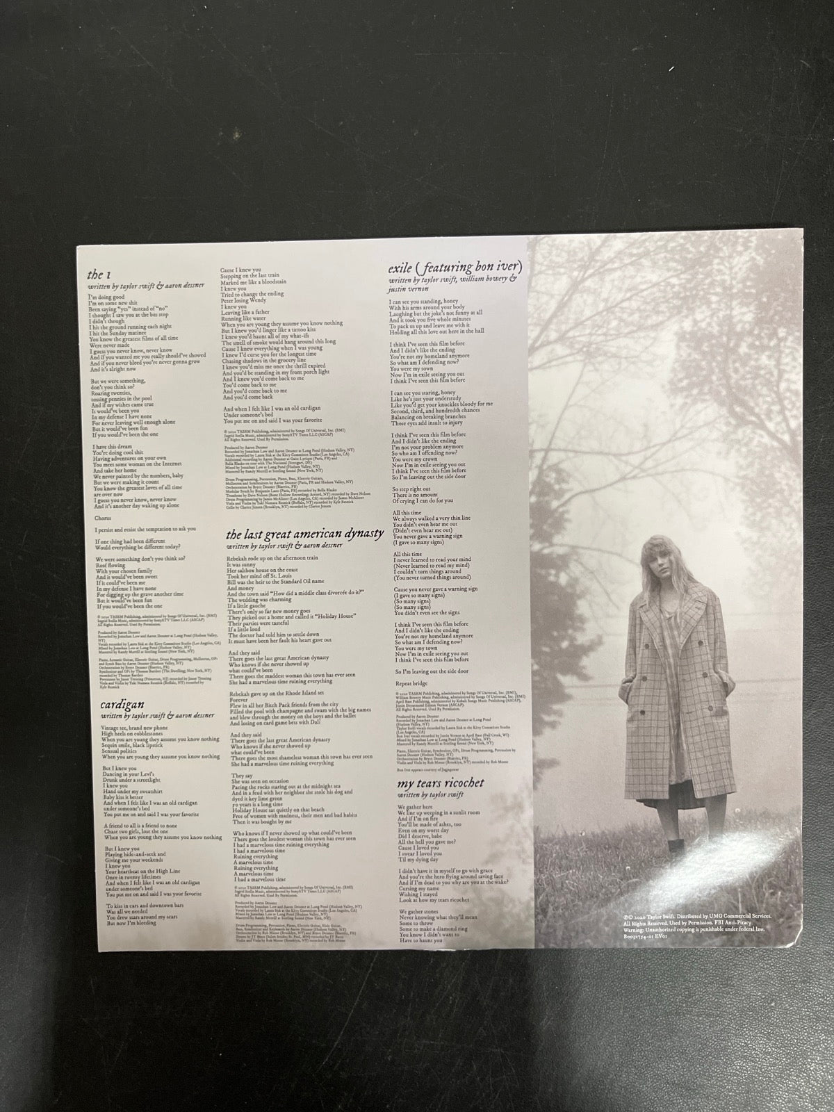 SLEEVE_1F - Taylor Swift - Folklore LE Red Etched Vinyl USED NOT TESTED