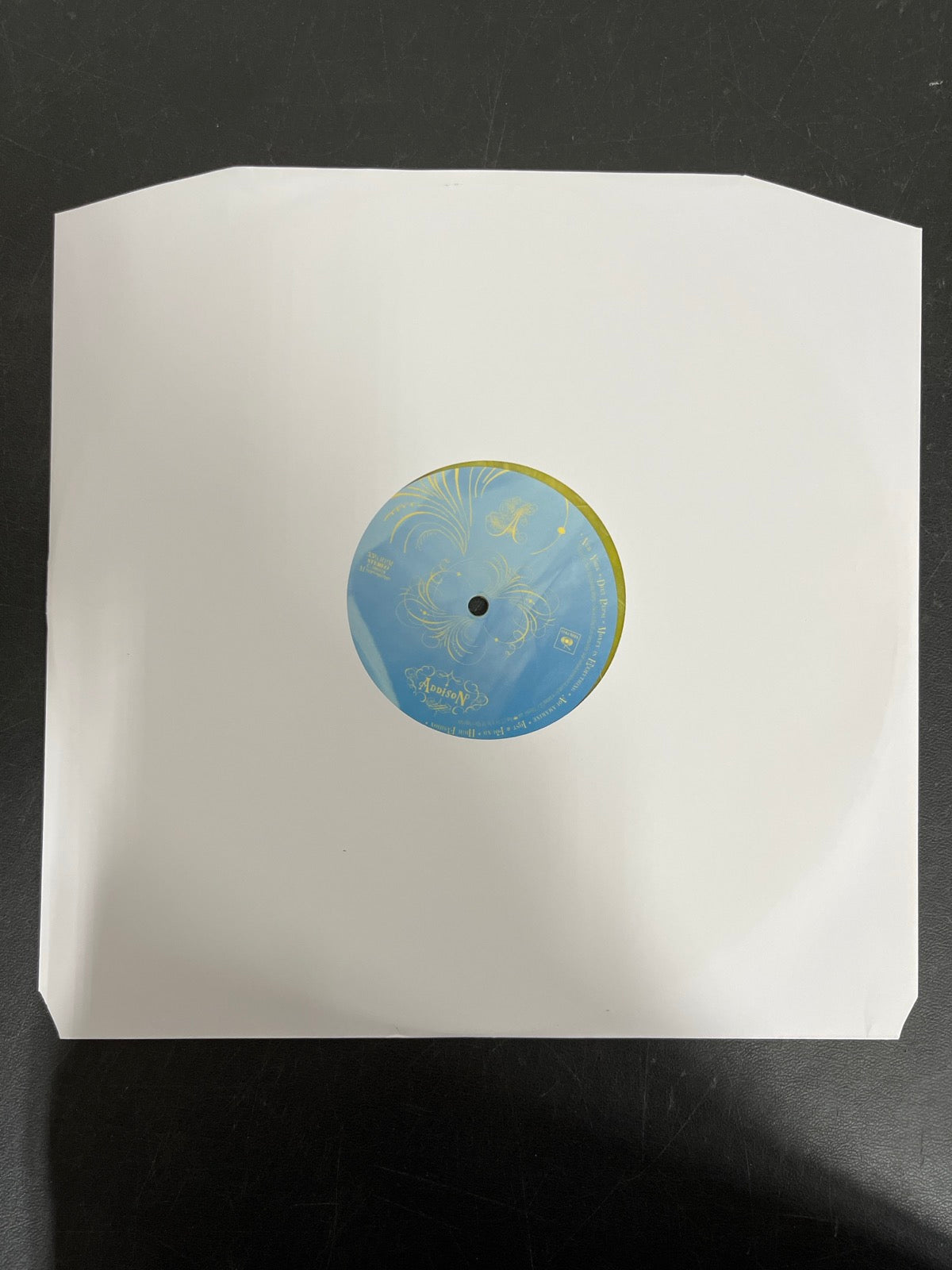 SLEEVE_1F - Addison Rae - Addison LE Yellow Marble Vinyl USED NOT TESTED