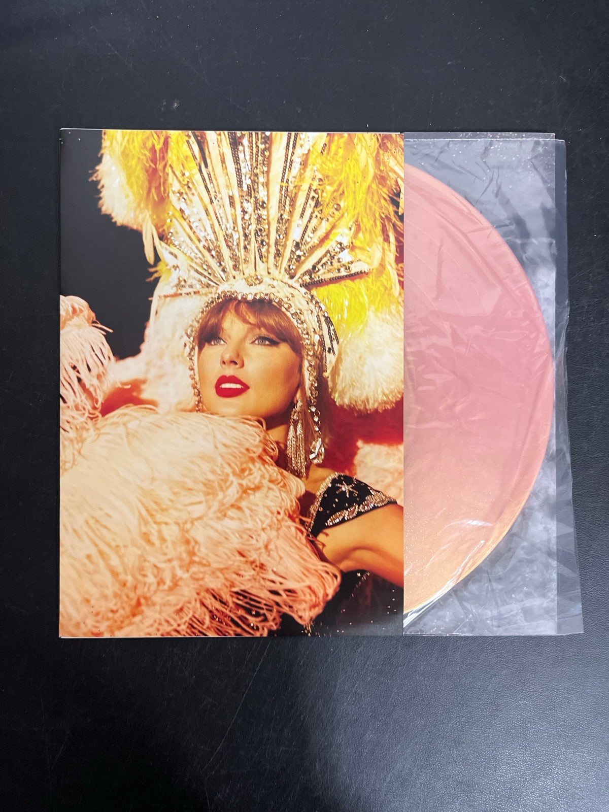 SLEEVE_1F - Taylor Swift - The Life of a ... LE Pink Yellow Vinyl USED NOT TESTED