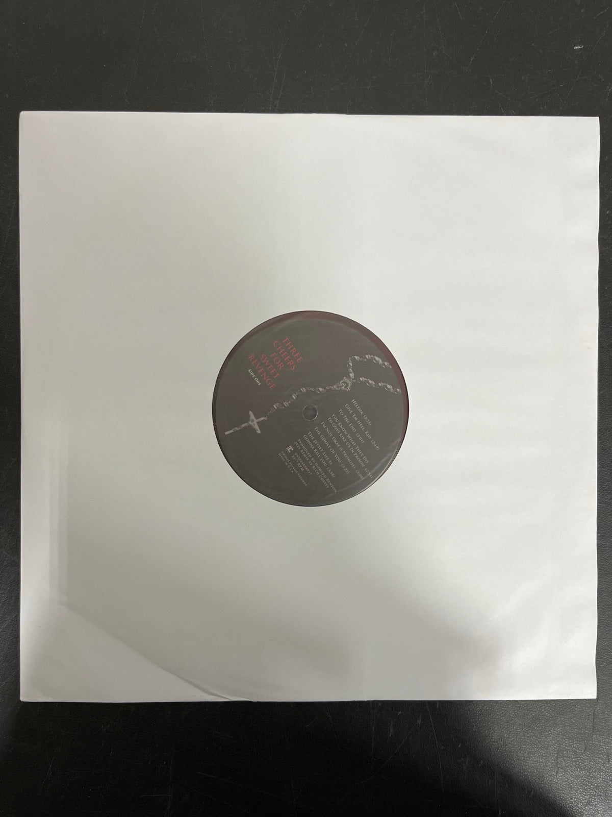 SLEEVE_1F - My Chemical Romance - Three Cheers ... LE Red / Black Vinyl USED NOT TESTED