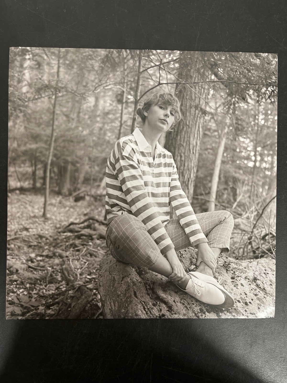 SLEEVE_2B - Taylor Swift - Folklore LE Red Etched Vinyl USED NOT TESTED
