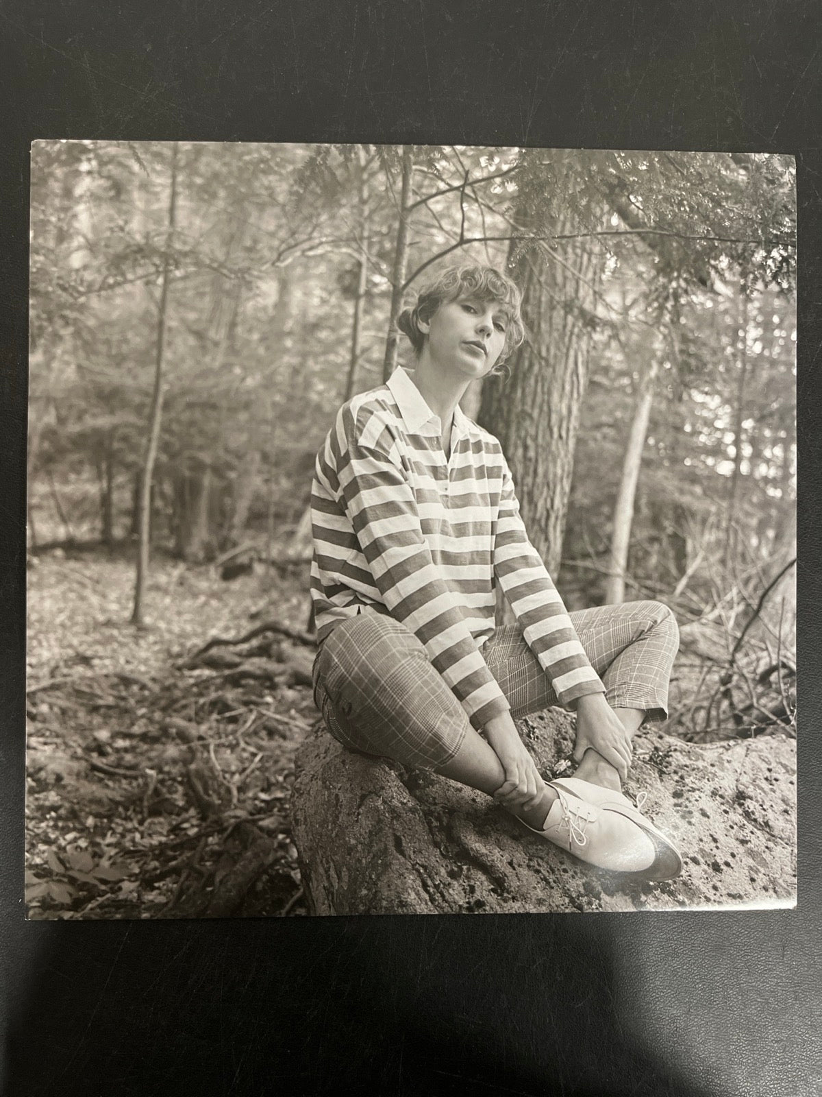 SLEEVE_2B - Taylor Swift - Folklore LE Red Etched Vinyl USED NOT TESTED