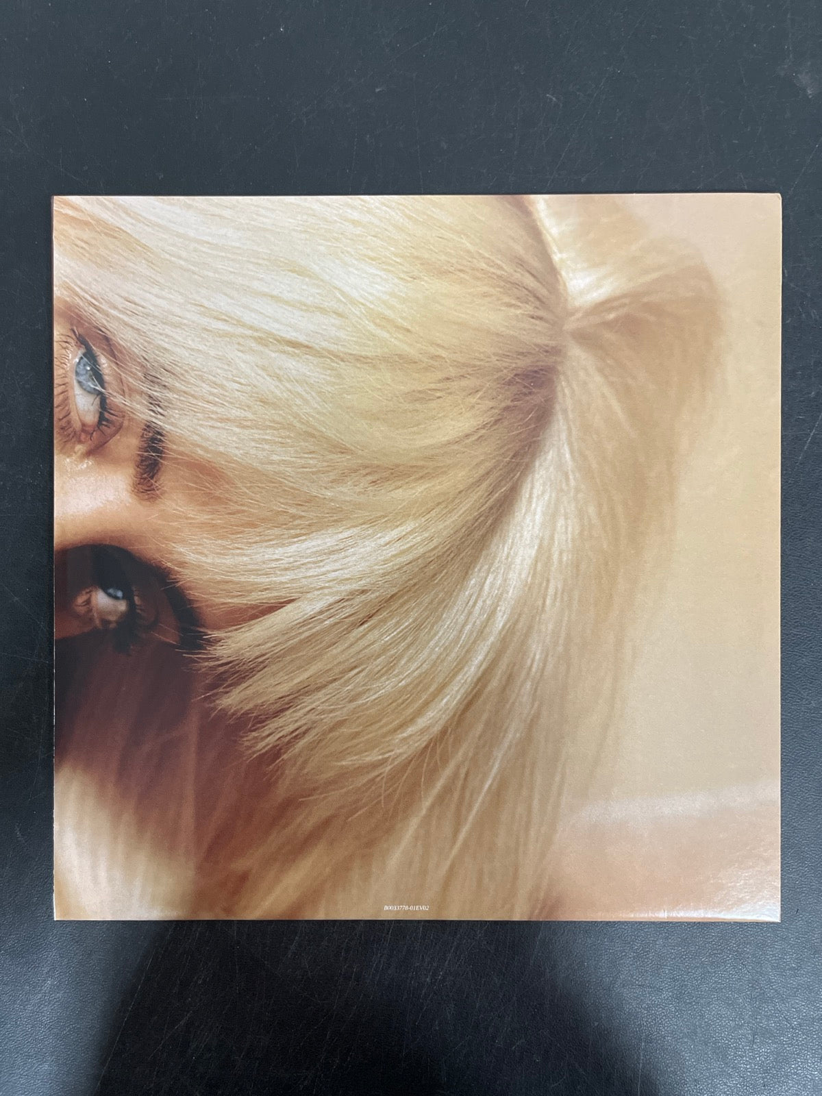 SLEEVE_2B - Billie Eilish - Happier Than Ever LE Light Blue Etched Vinyl USED NOT TESTED