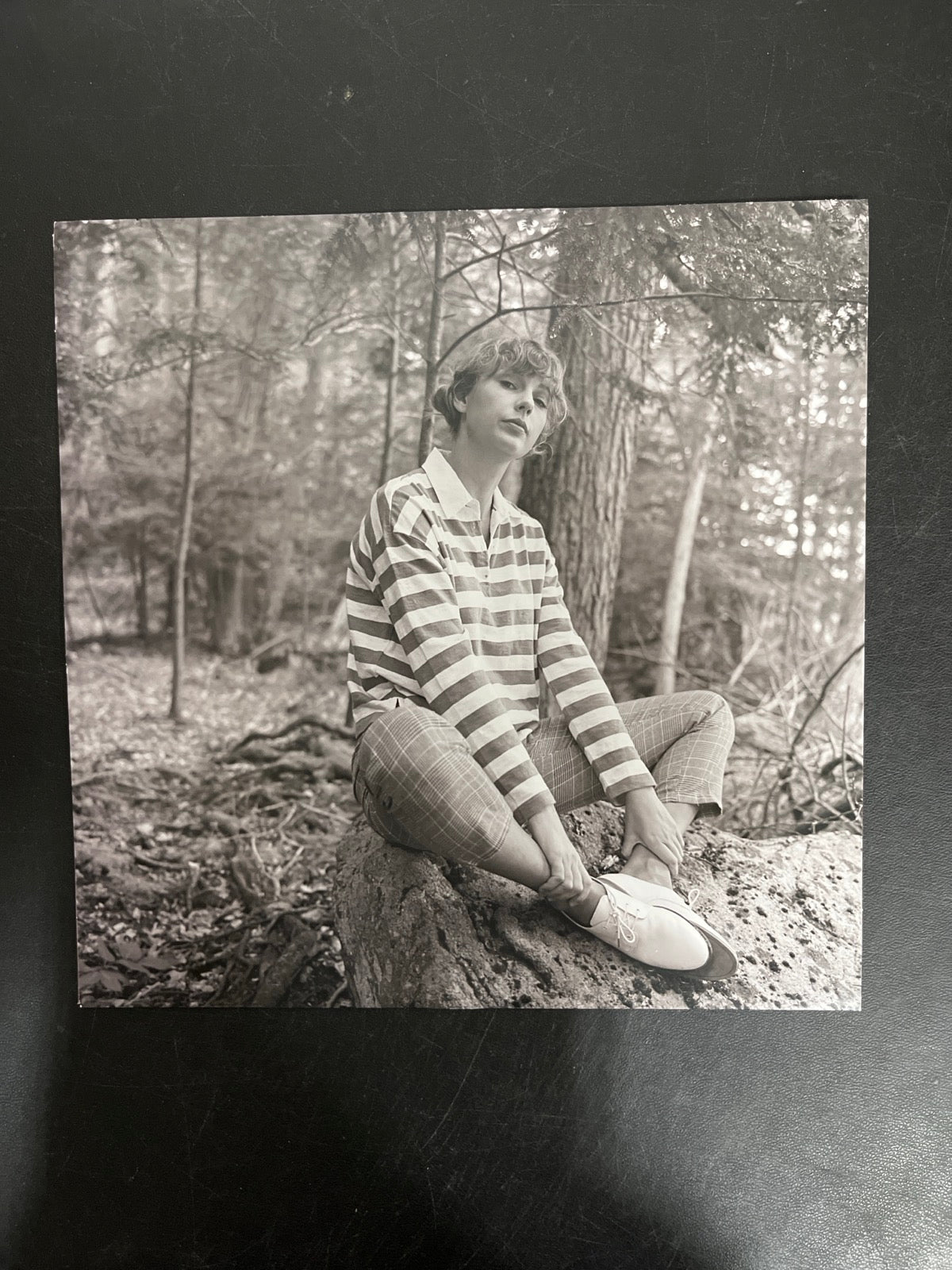 SLEEVE_2F - Taylor Swift - Folklore LE Red Etched Vinyl USED NOT TESTED