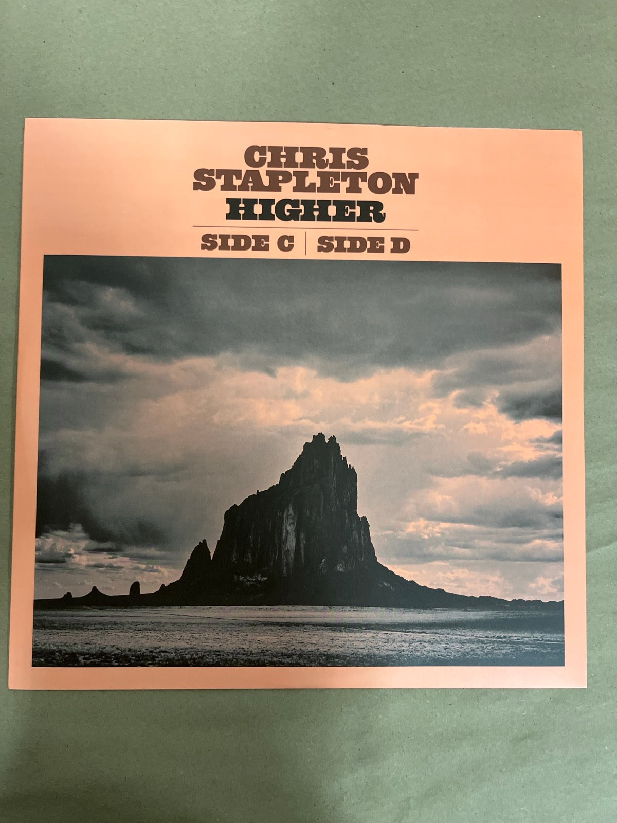 SLEEVE_2F - Chris Stapleton - Higher Target Exclusive 180gm Pink Vinyl USED NOT TESTED