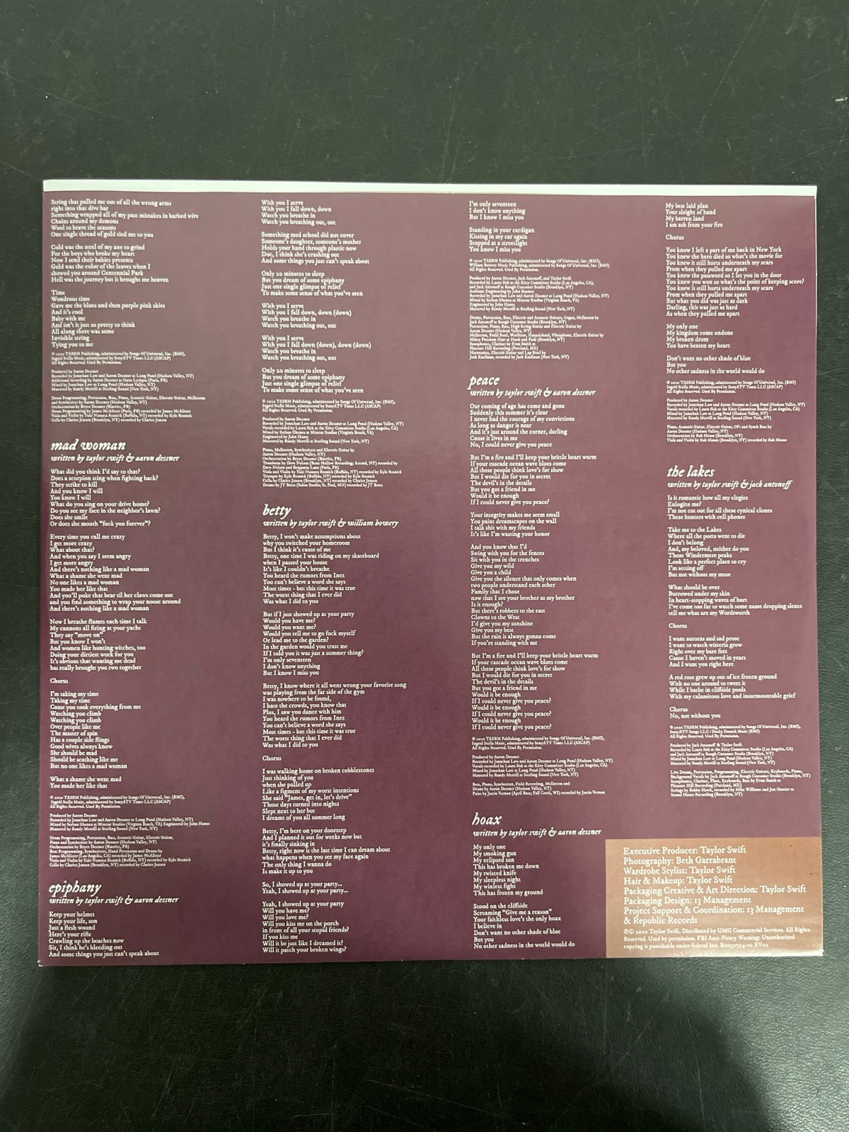 SLEEVE_2F - Taylor Swift - Folklore LE Red Etched Vinyl USED NOT TESTED