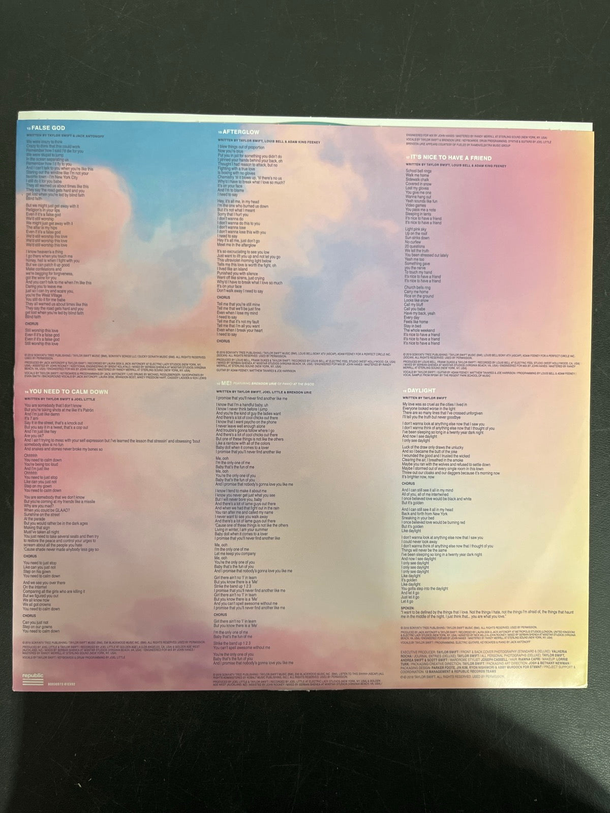 SLEEVE_2F - Taylor Swift - Lover Pink/Blue Vinyl ReIssue USED NOT TESTED
