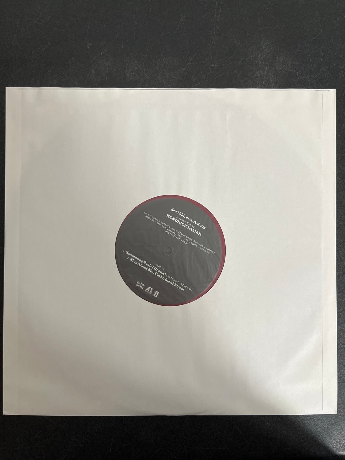 SLEEVE_2F - Kendrick Lamar - good kid, m.A.A.d city LE Red Vinyl USED NOT TESTED