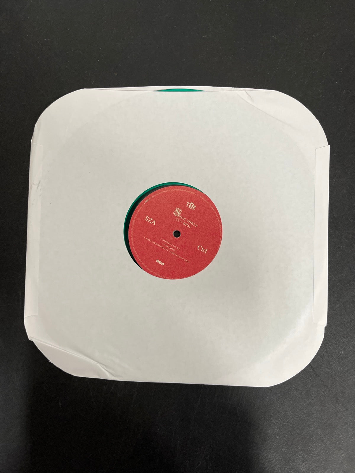 SLEEVE_2F - SZA - Ctrl LE Translucent Green Vinyl USED NOT TESTED