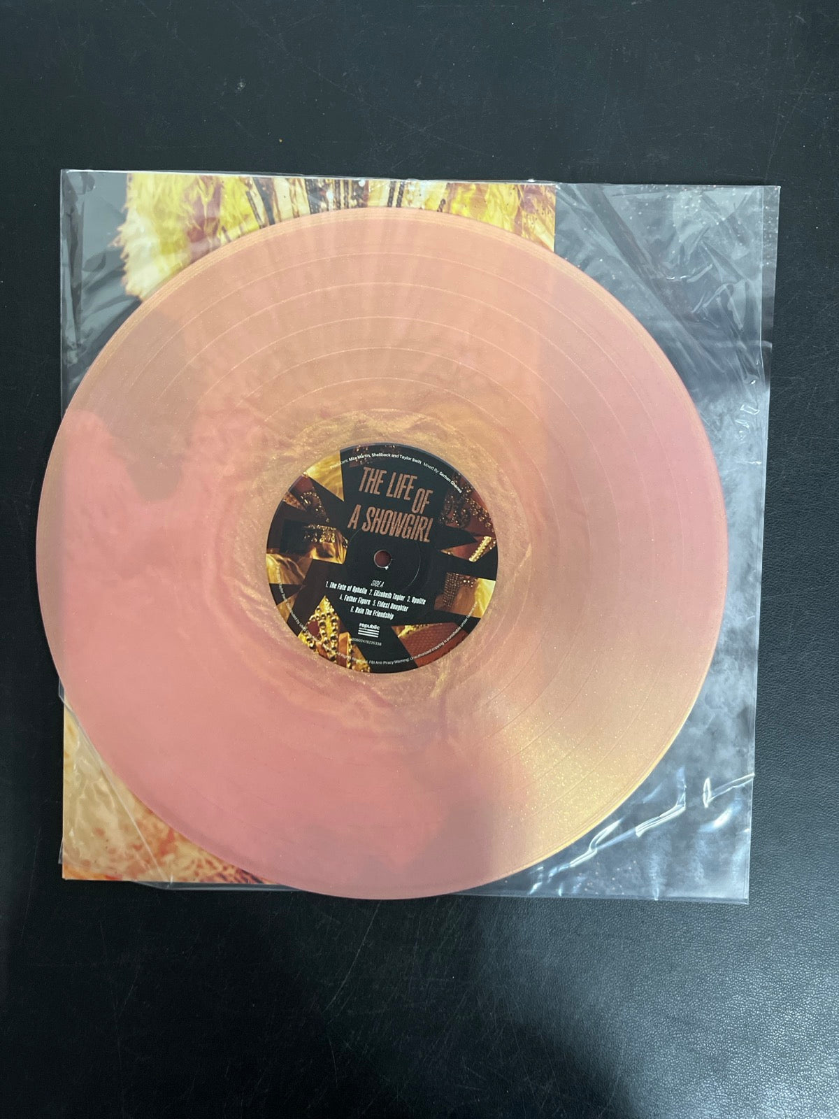 VINYL_1A - Taylor Swift - The Life of a ... LE 180gm Pink Yellow Vinyl USED NOT TESTED