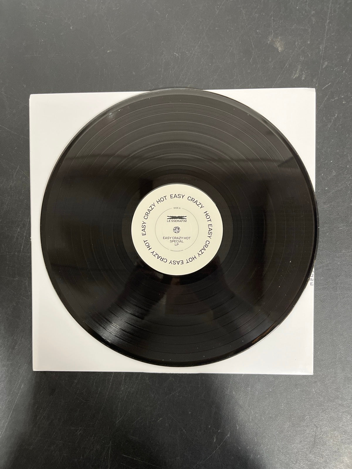 VINYL_1A - Le Sserafim - Easy-Crazy-Hot LE Translucent Vinyl USED NOT TESTED