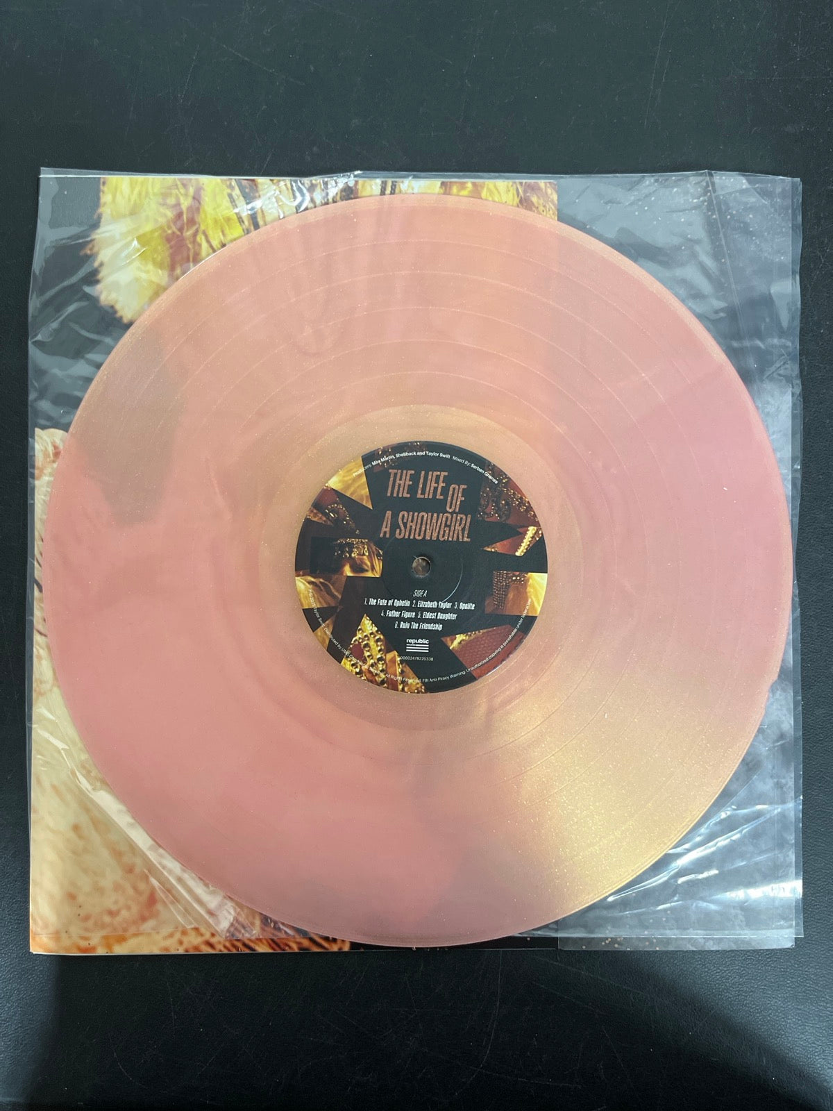 VINYL_1A - Taylor Swift - The Life of a ... LE 180gm Pink Yellow Vinyl USED NOT TESTED