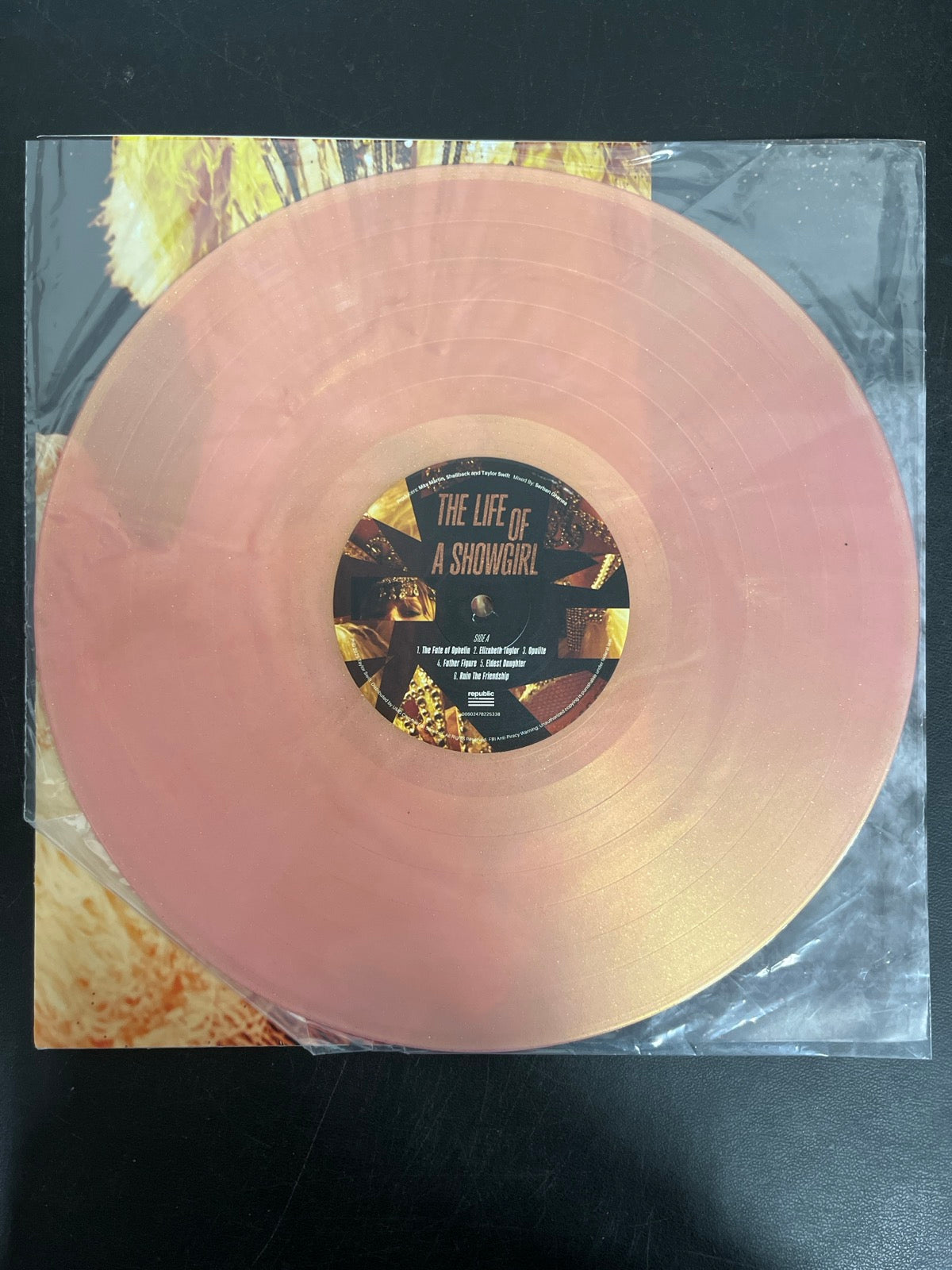 VINYL_1A - Taylor Swift - The Life of a ... LE 180gm Pink Yellow Vinyl USED NOT TESTED
