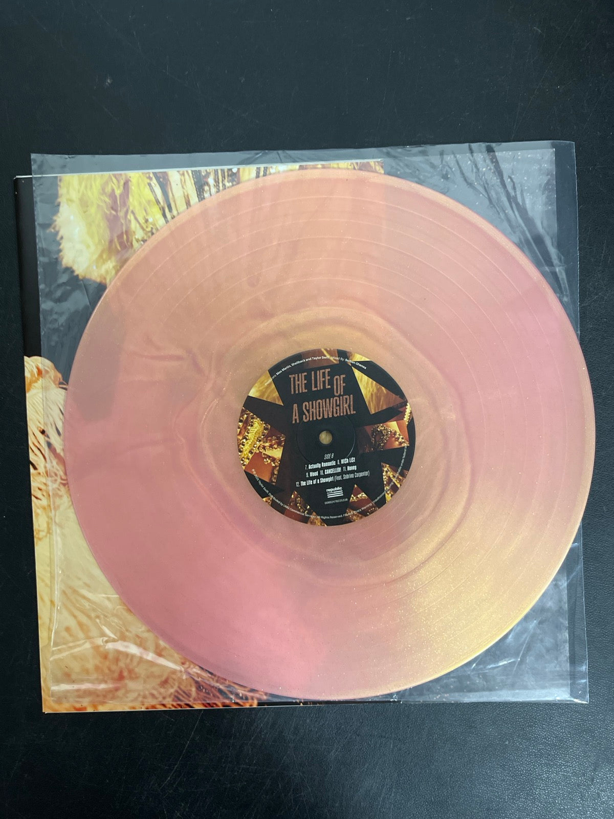VINYL_1B - Taylor Swift - The Life of a ... LE 180gm Pink Yellow Vinyl USED NOT TESTED