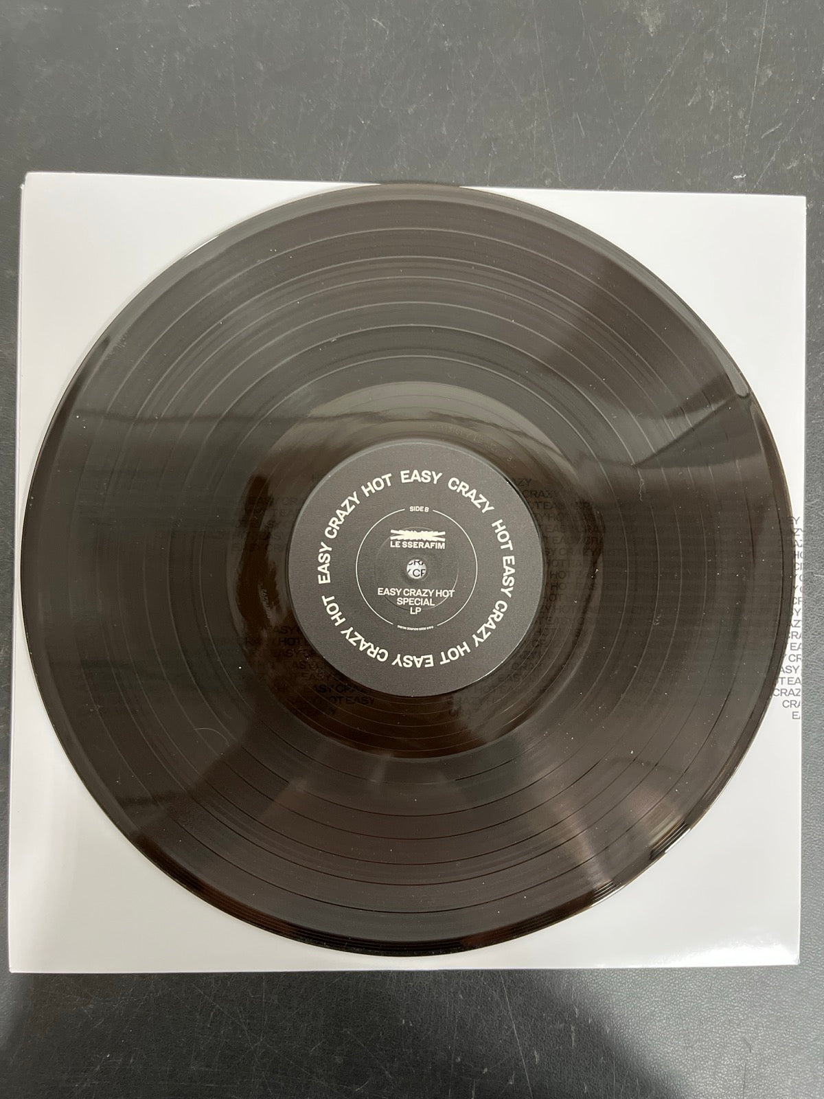 VINYL_1B - Le Sserafim - Easy-Crazy-Hot LE Translucent Vinyl WARPED NOT TESTED