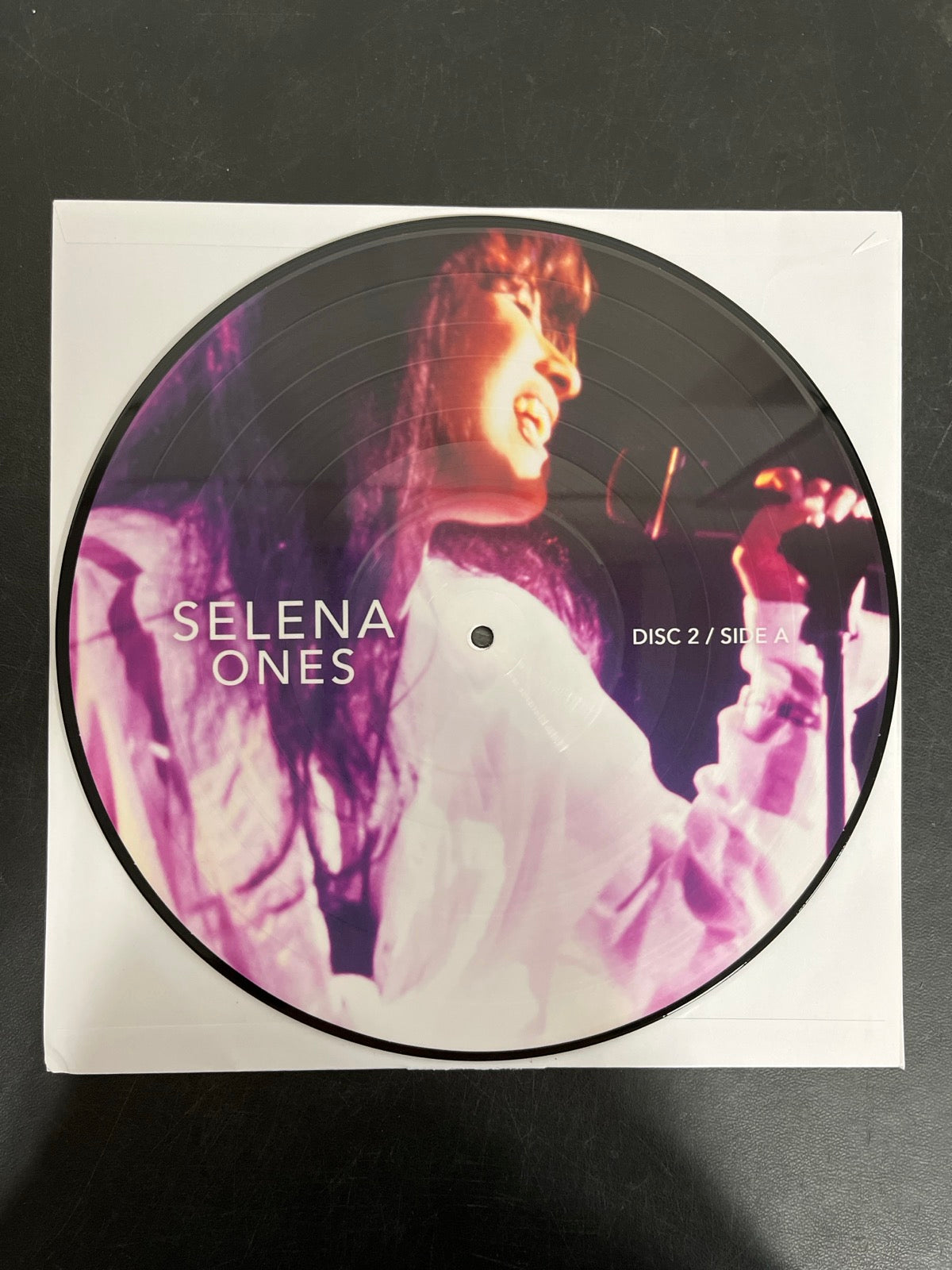 VINYL_2C - Selena - Ones Greatest Hits LE Picture Disc Vinyl USED NOT TESTED