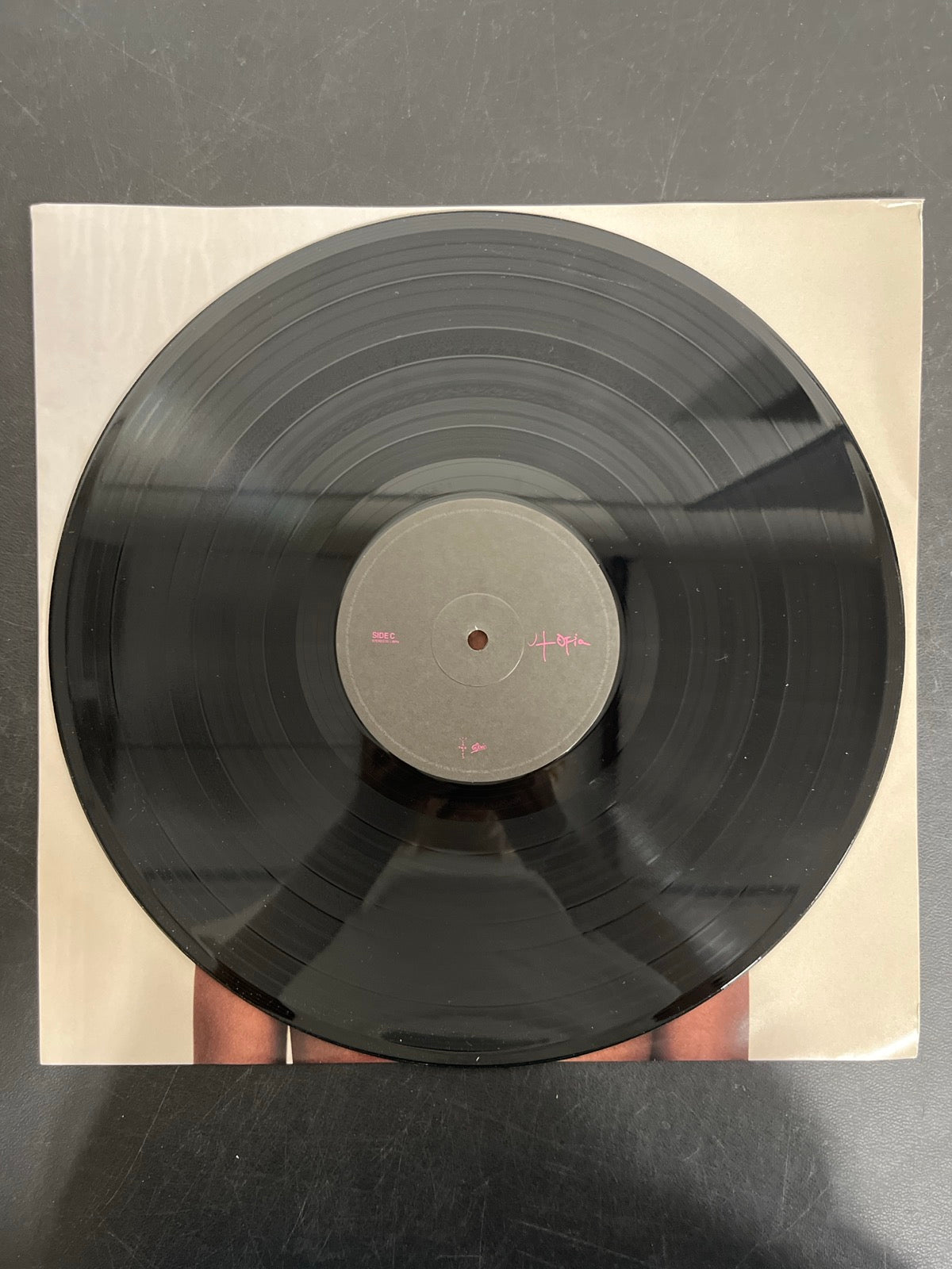 VINYL_2C - Travis Scott - UTOPIA Vinyl WARPED NOT TESTED