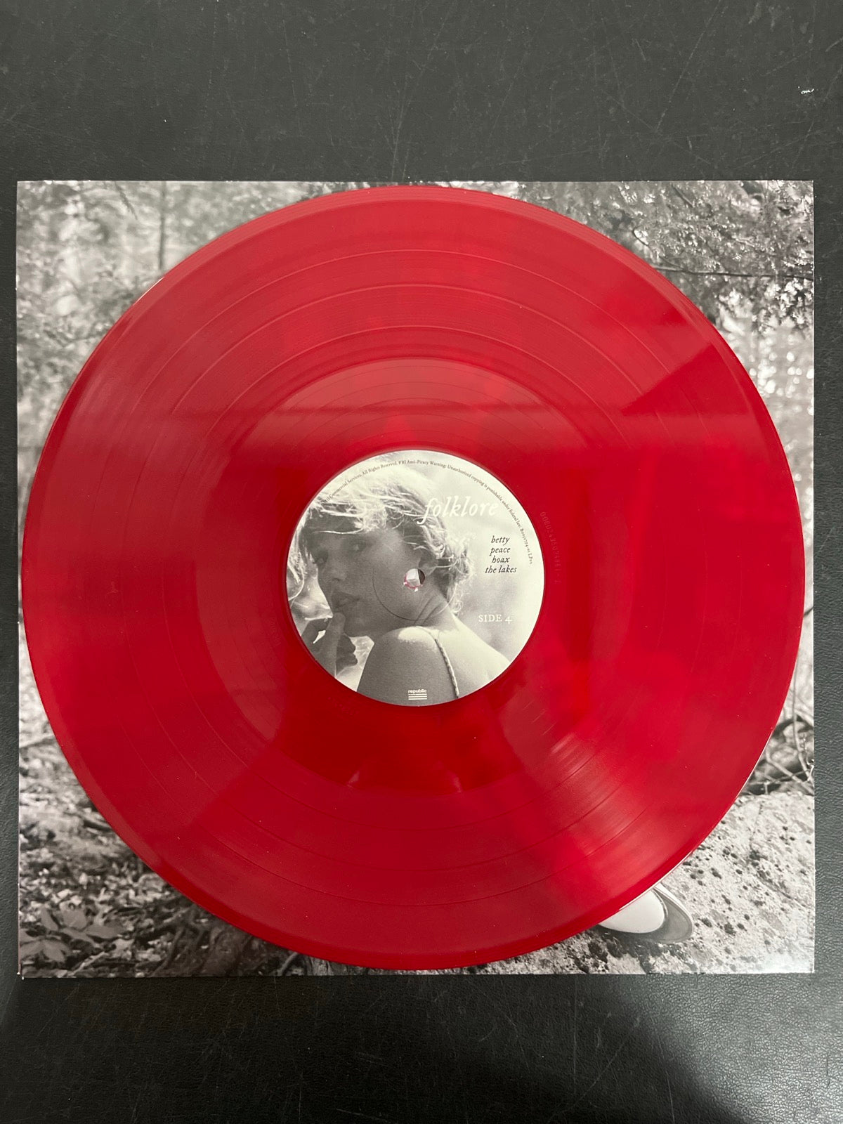 VINYL_2D - Taylor Swift - Folklore LE Red Etched Vinyl USED NOT TESTED