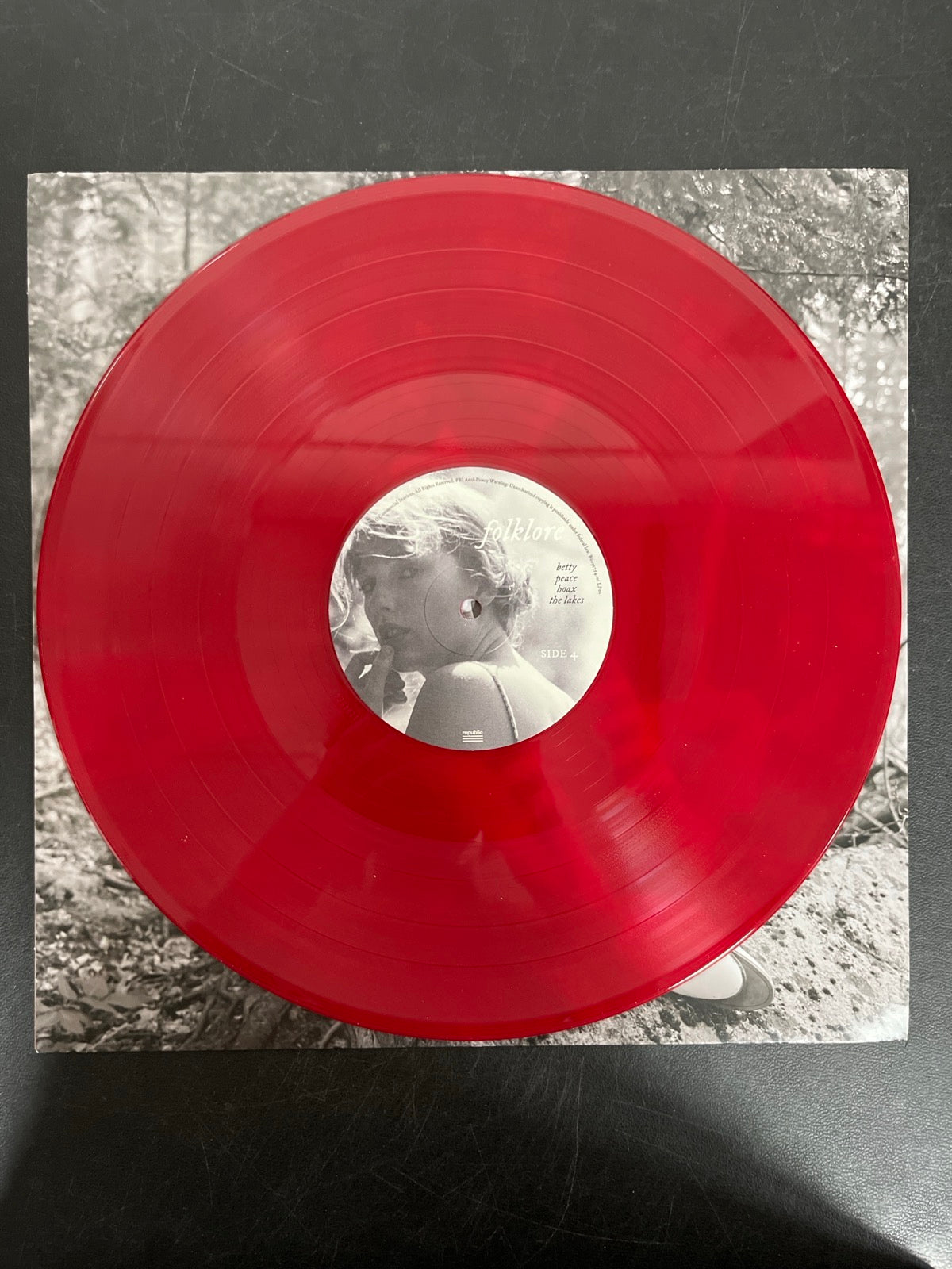 VINYL_2D - Taylor Swift - Folklore LE Red Etched Vinyl USED NOT TESTED